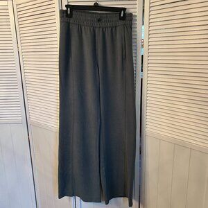 Lululemon Women’s Ribbed Softstreme Mid-Rise Pant 32.5” Dark Forest Size US 6